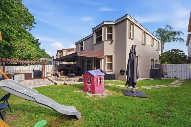 15799 NW 4th Street, Pembroke Pines, FL 33028