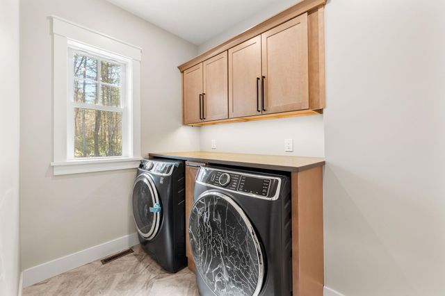 12 Knoll Crest Dr Lot 41 Fl Plan, Bedford, NH 03110
