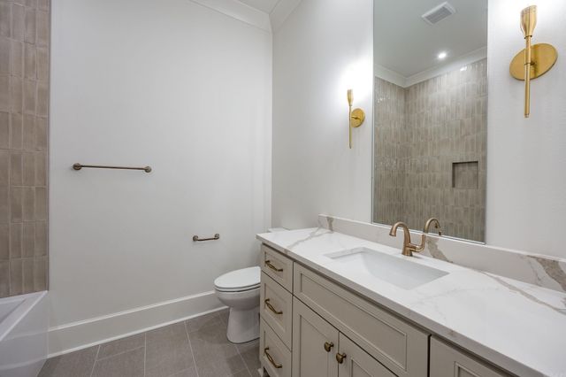 63 Miramont Circle, Little Rock, AR 72223