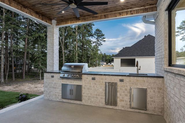 63 Miramont Circle, Little Rock, AR 72223