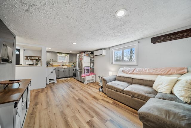 398 N Main Street, Salem, NH 03079