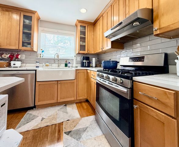 416 N Main Street, Mount Prospect, IL 60056