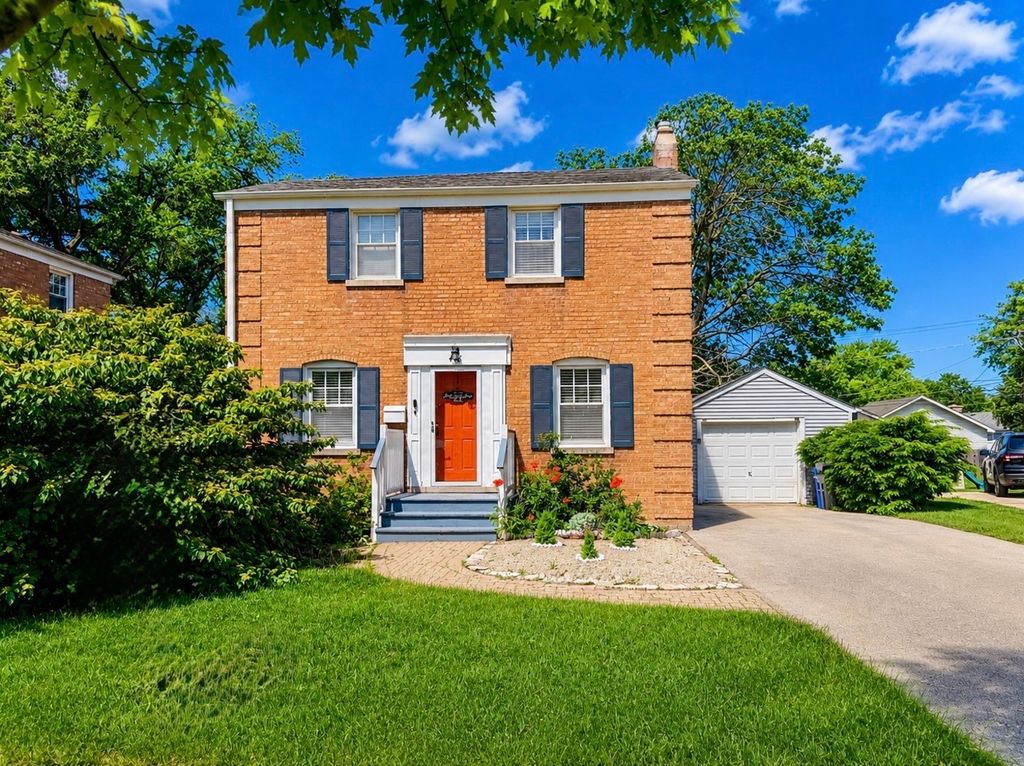 416 N Main Street, Mount Prospect, IL 60056