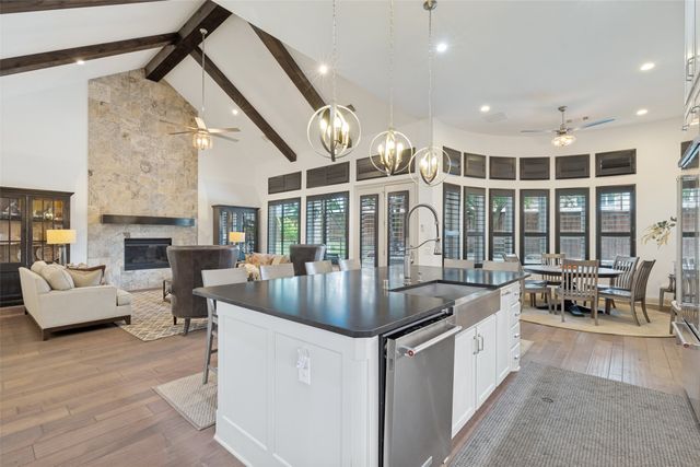 2901 Merryglen Lane, Flower Mound, TX 75022