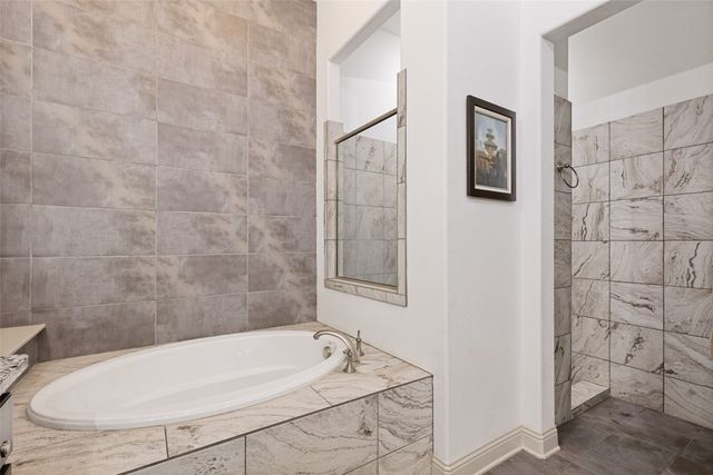 2901 Merryglen Lane, Flower Mound, TX 75022