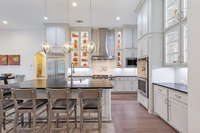2901 Merryglen Lane, Flower Mound, TX 75022