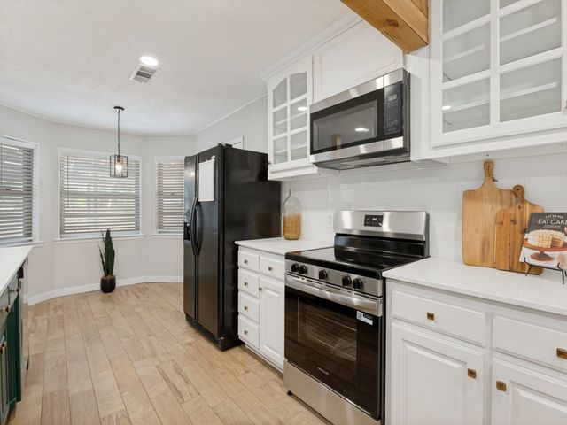 1909 Marlene Drive, Euless, TX 76040