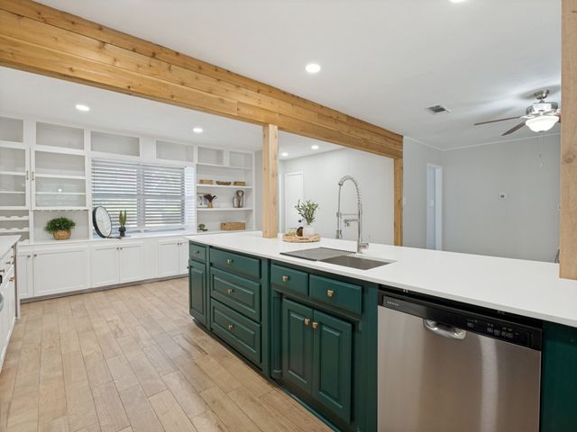 1909 Marlene Drive, Euless, TX 76040