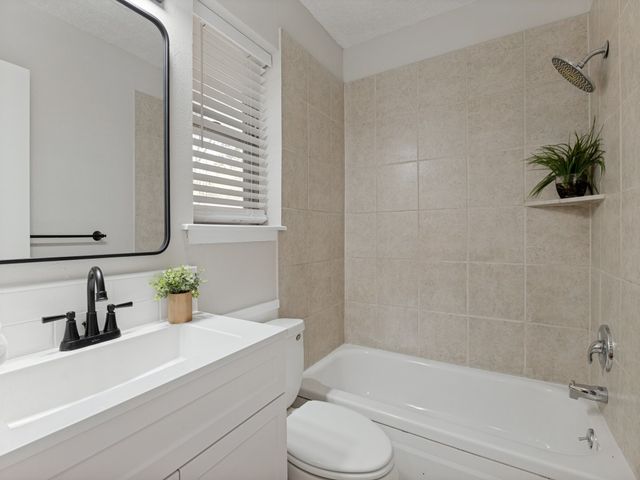 1909 Marlene Drive, Euless, TX 76040