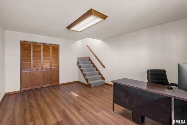 1324 13TH Avenue N, Clinton, IA 52732