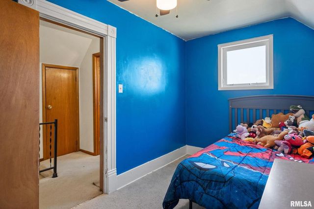 1324 13TH Avenue N, Clinton, IA 52732