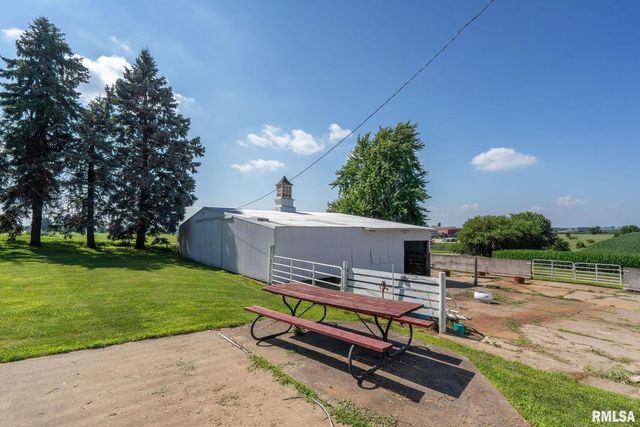 1324 13TH Avenue N, Clinton, IA 52732