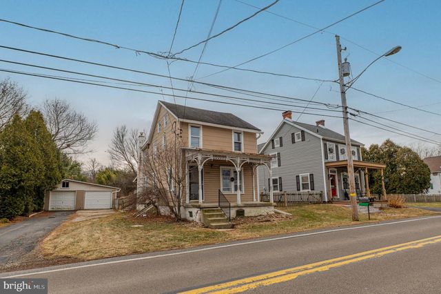 3950 MAIN RD W, Emmaus, PA 18049