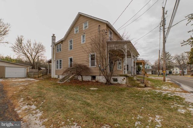 3950 MAIN RD W, Emmaus, PA 18049