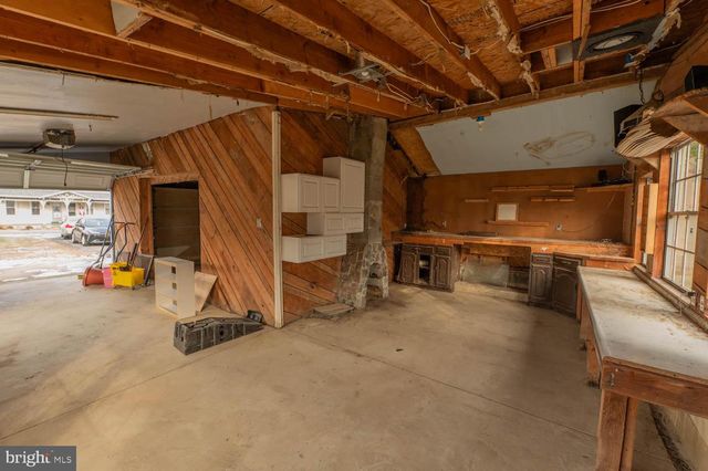 3950 MAIN RD W, Emmaus, PA 18049