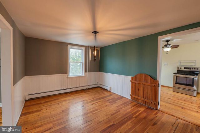 3950 MAIN RD W, Emmaus, PA 18049