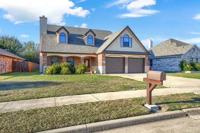 147 Birdsong Lane, Terrell, TX 75160