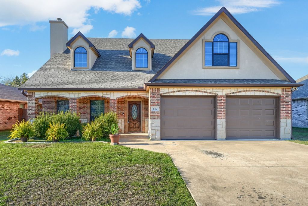 147 Birdsong Lane, Terrell, TX 75160