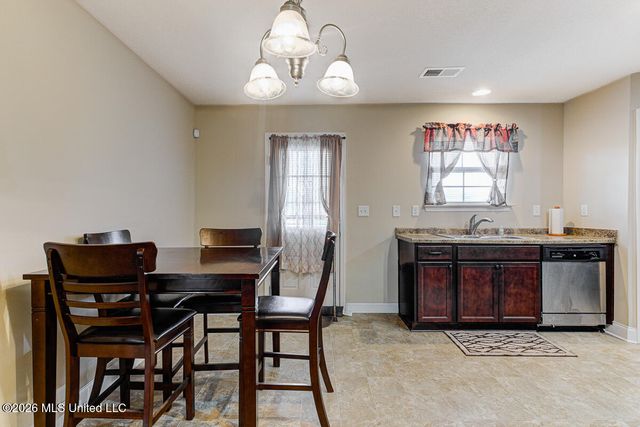 8710 Kimberly Dawn Drive, Southaven, MS 38671