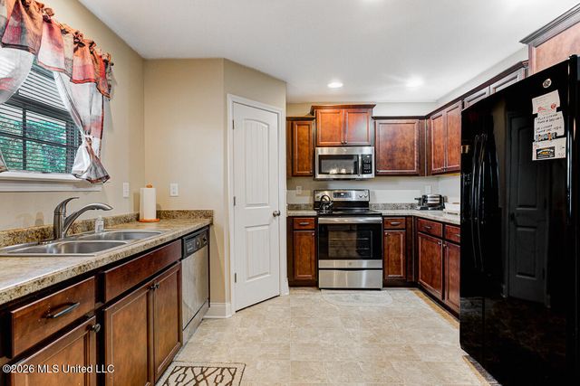 8710 Kimberly Dawn Drive, Southaven, MS 38671
