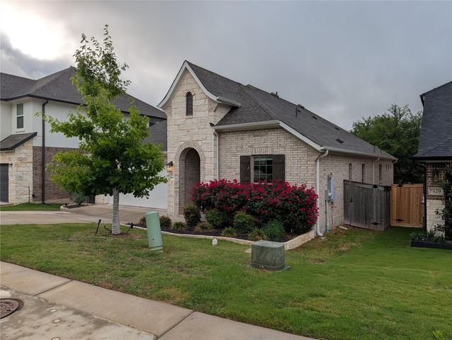 125 WHISTLING WILLOW DR, Georgetown, TX 78628