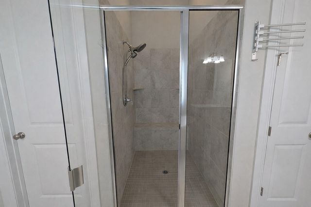 125 WHISTLING WILLOW DR, Georgetown, TX 78628