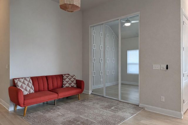 125 WHISTLING WILLOW DR, Georgetown, TX 78628