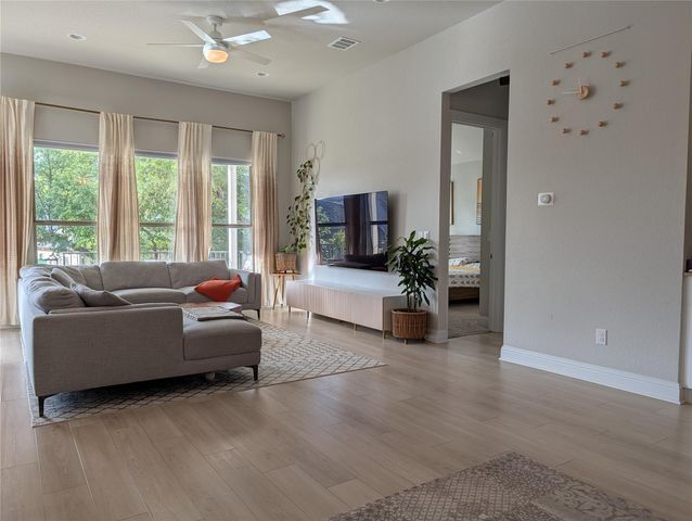 125 WHISTLING WILLOW DR, Georgetown, TX 78628