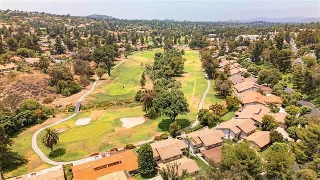 642 Via Zapata, Riverside, CA 92507