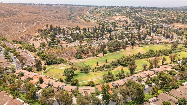 642 Via Zapata, Riverside, CA 92507