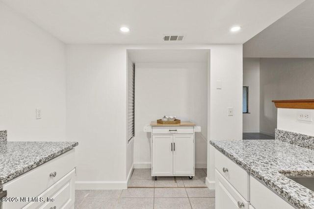 2885 SAND CASTLE Lane, Jacksonville, FL 32233