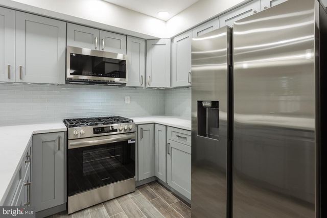 223 FOXWOOD LN, Marlton, NJ 08053