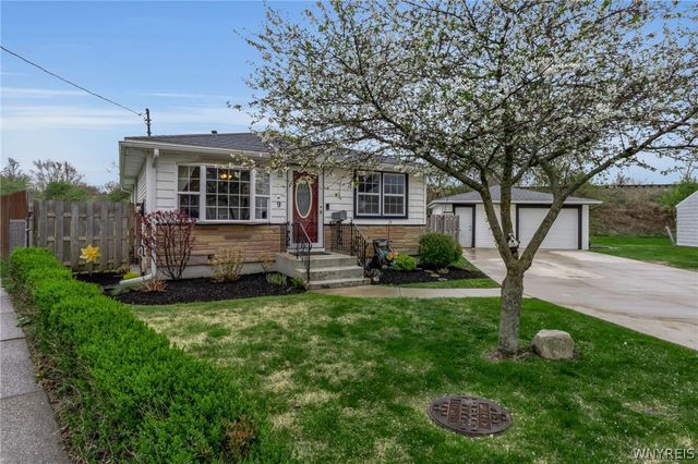9 Smith Drive, Lackawanna, NY 14218