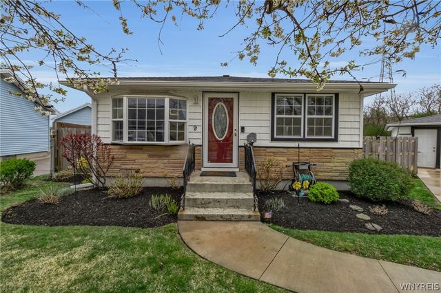 9 Smith Drive, Lackawanna, NY 14218