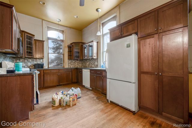 36950 Willow Road, Huron Charter Township, MI 48164