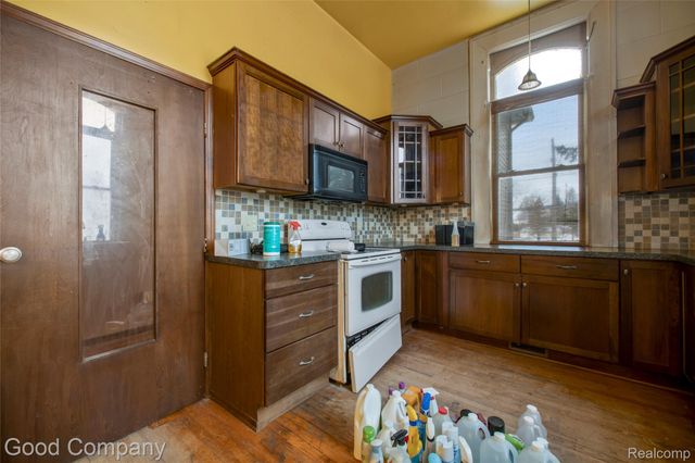 36950 Willow Road, Huron Charter Township, MI 48164