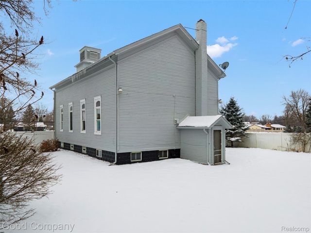 36950 Willow Road, Huron Charter Township, MI 48164