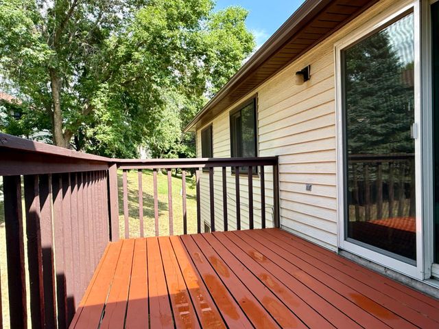 7 Crusader Avenue E D, West Saint Paul, MN 55118