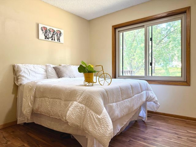7 Crusader Avenue E D, West Saint Paul, MN 55118