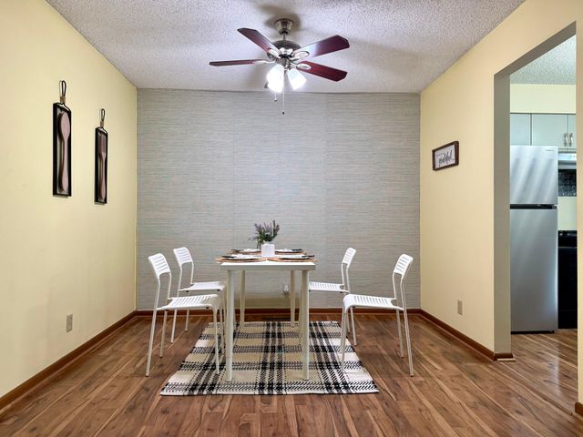 7 Crusader Avenue E D, West Saint Paul, MN 55118