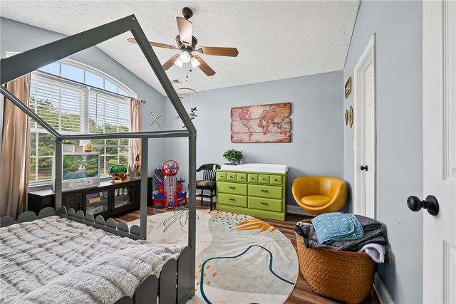 258 Gibbs Road, Wellford, SC 29385
