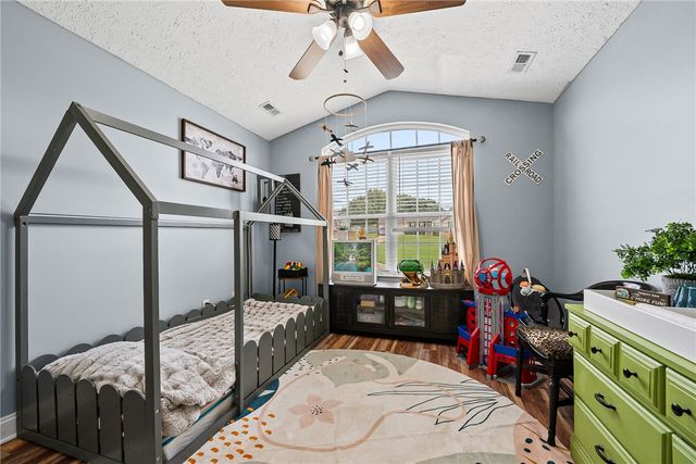 258 Gibbs Road, Wellford, SC 29385