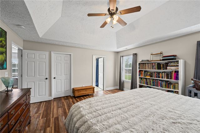 258 Gibbs Road, Wellford, SC 29385
