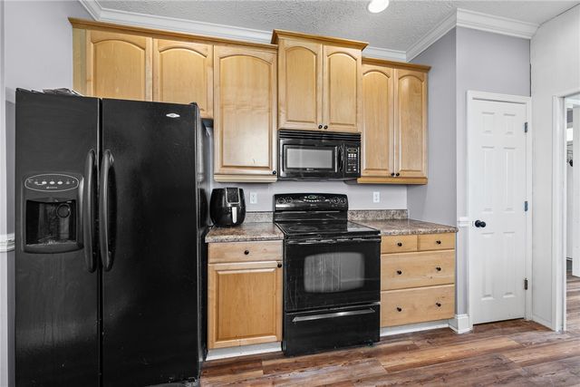 258 Gibbs Road, Wellford, SC 29385