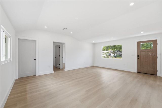 1205 40TH STREET W, Bradenton, FL 34205