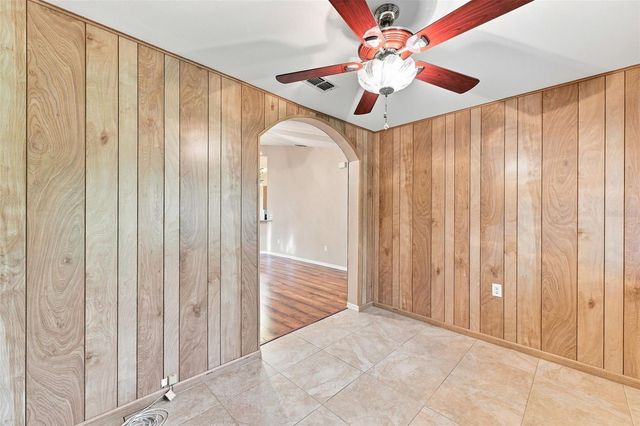 2401 NANTUCKET GLEN PLACE 11, Sun City Center, FL 33573