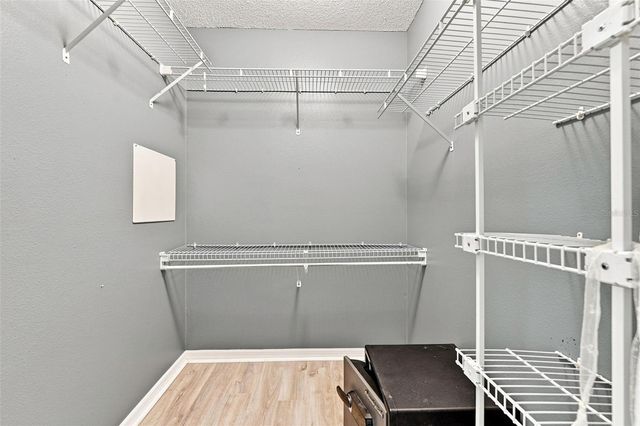2401 NANTUCKET GLEN PLACE 11, Sun City Center, FL 33573
