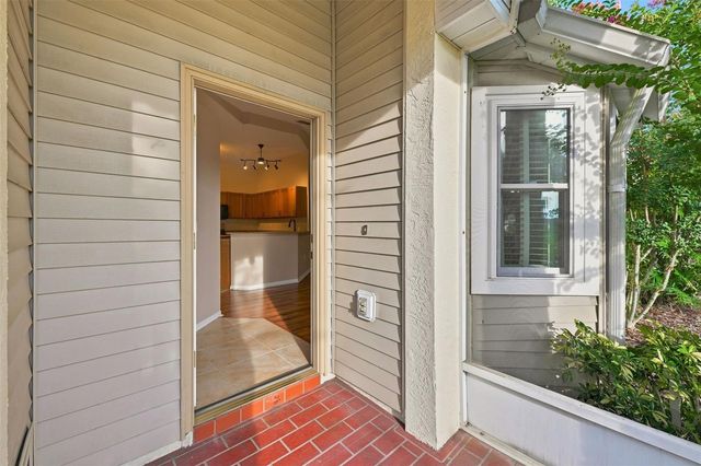 2401 NANTUCKET GLEN PLACE 11, Sun City Center, FL 33573