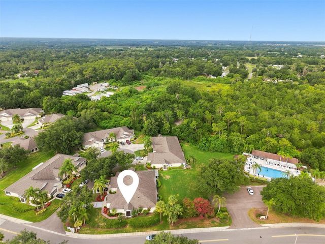 2401 NANTUCKET GLEN PLACE 11, Sun City Center, FL 33573