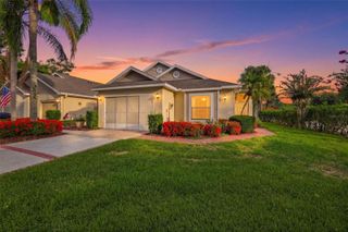 2401 NANTUCKET GLEN PLACE 11, Sun City Center, FL 33573